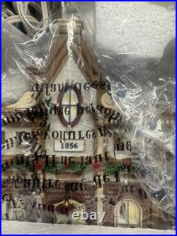 NEW Department 56 Victoria's DollHouse Christmas in The City-Christmas Village