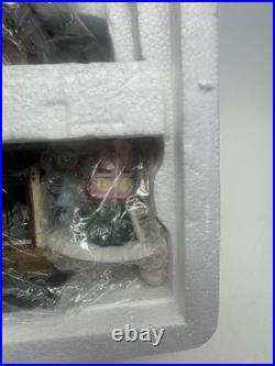 NEW Department 56 Victoria's DollHouse Christmas in The City-Christmas Village