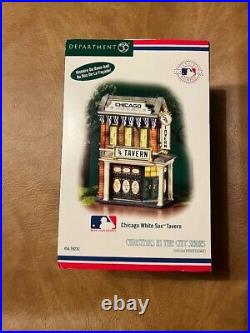 NEW Dept 56 Christmas in the City Chicago White Sox Tavern MLB NEW #59232