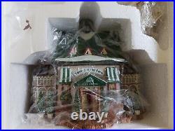 NEW IN BOX Department 56 Christmas in the City TAVERN IN THE PARK RESTAURANT