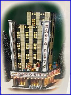 NIB 2002 Department 56 Radio City Music Hall 56 58924 Christmas In The City