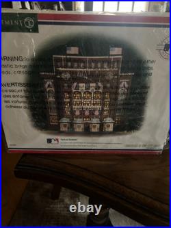 NY YANKEES DEPT. 56 Yankee Baseball Stadium Christmas In The City Series 5658923