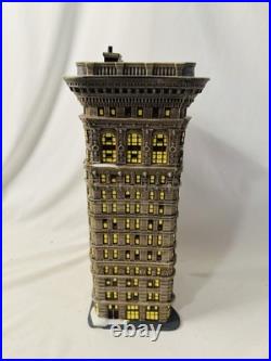 Retired Department 56 Christmas in the City Flat Iron Triangular Building WithBox Retired Department 56 Christmas in the City Flat Iron Triangular Building WithBox